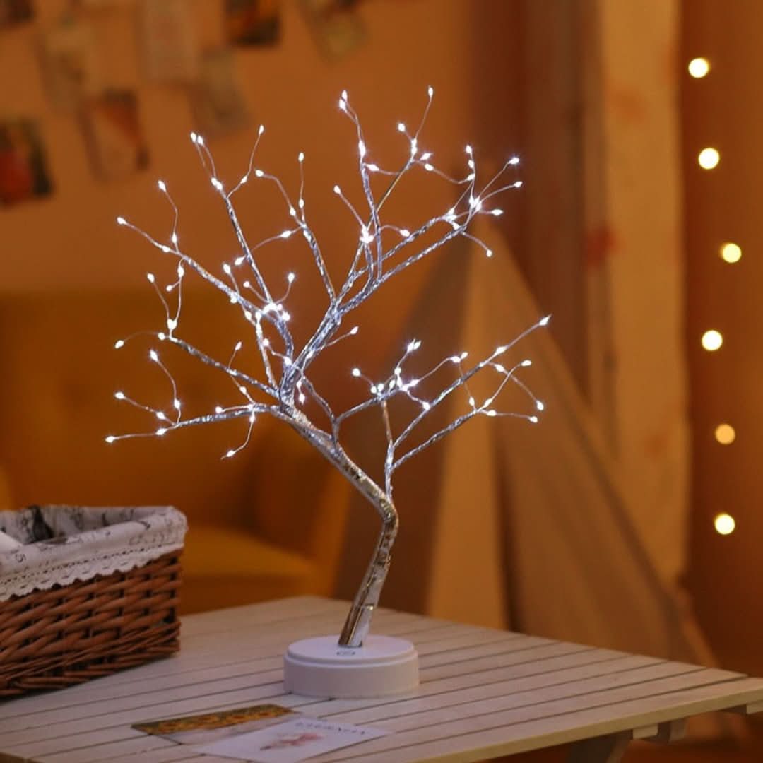 Skanto | Lett Tre Bordlampe
