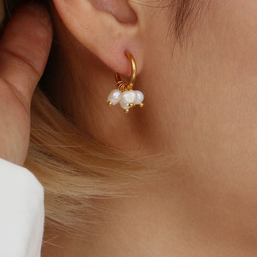 Skanto | 18k Delikat Perle Drapere Øredobber