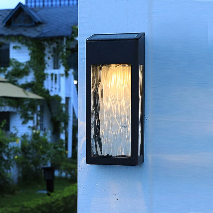Skanto | SolarBurst – Utendørs Vegglampe med Solenergi