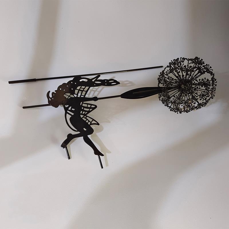 Norvo | Feer og Løvetann Danser Sammen Skulptur for Utendørs Hage