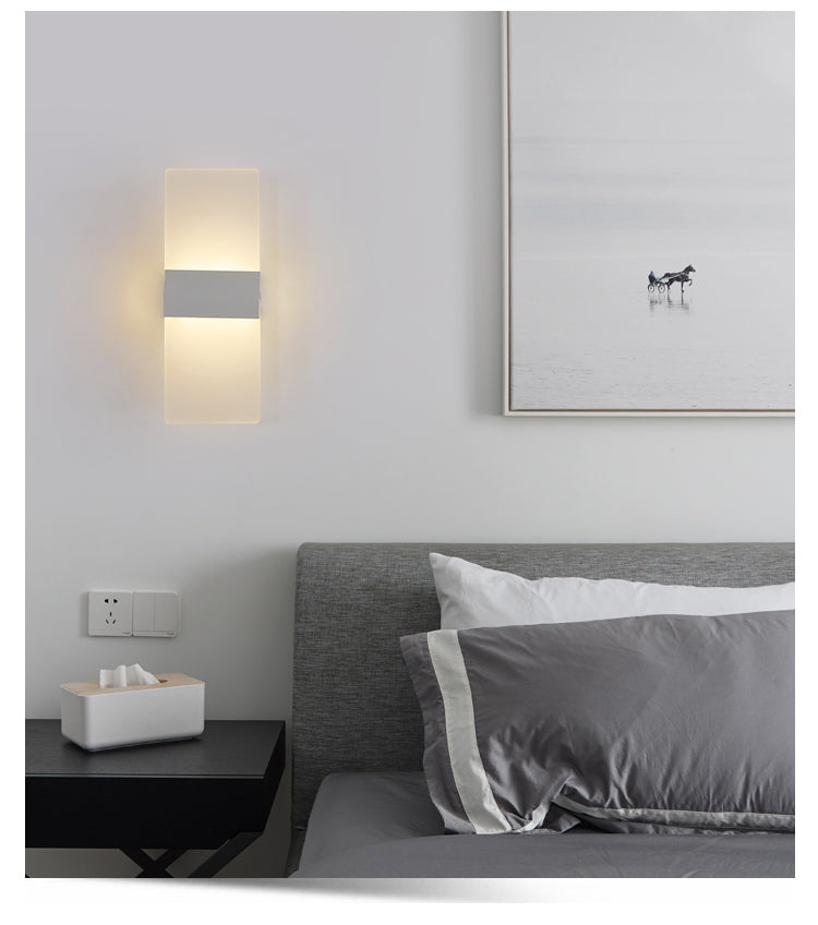 Skanto | Moderne vegglampe for soverom i elegant form