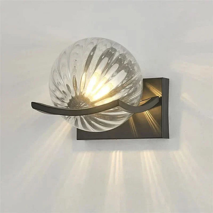 Skanto | Moderne LED Vegglampe med Glasspanel