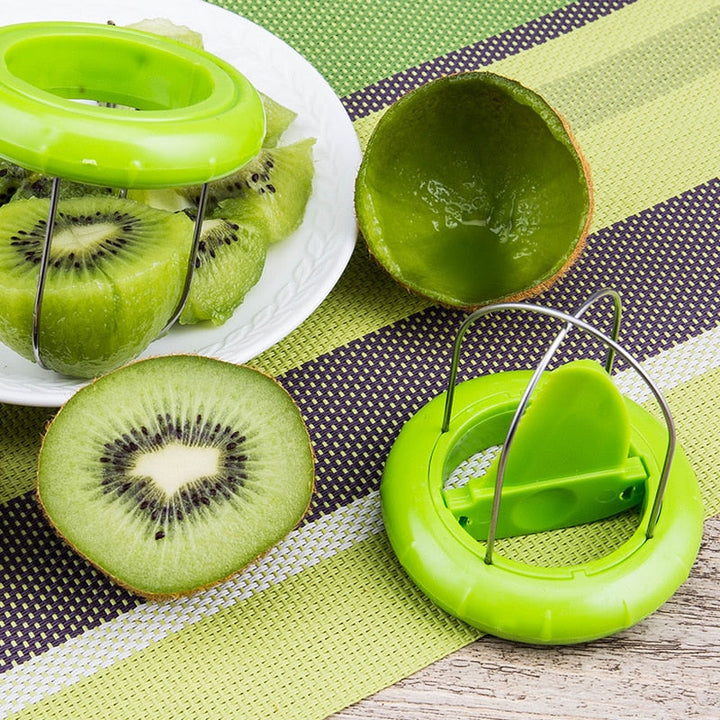 Skanto | Mini Kiwi Cutter Tool