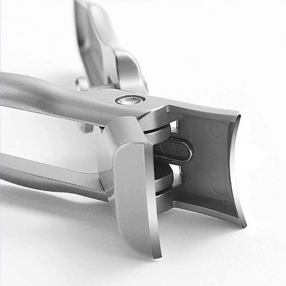 Clean Cut Sharp Nail Clipper | Skanto