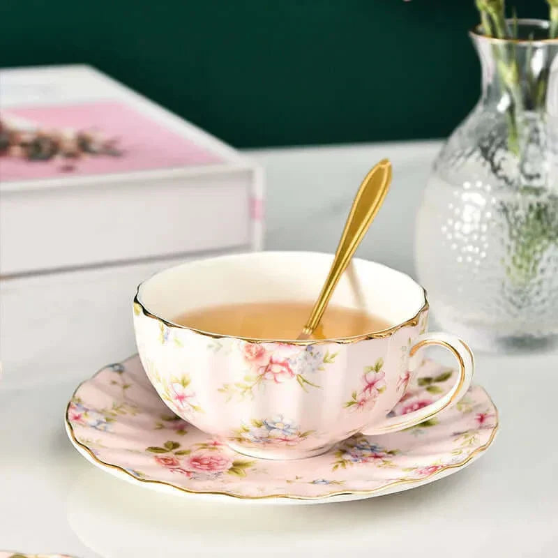 Skanto | Elegant Bone China Porcelain Coffee Cup - Luksuriøs og Unik Design