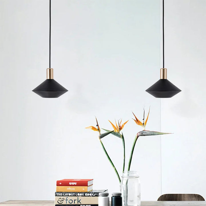 Skanto | Italiensk moderne minimalistisk LED pendellampe