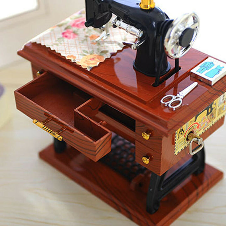 Skanto | Mini Craft Retro Symaskin Dekor