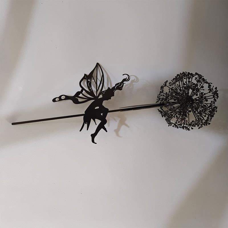 Norvo | Feer og Løvetann Danser Sammen Skulptur for Utendørs Hage