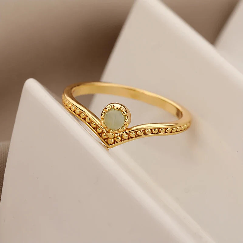 Skanto | Vintage Inspirert Opal Crown Point Ring