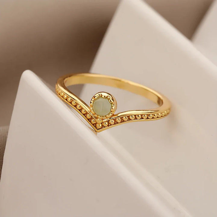 Skanto | Vintage Inspirert Opal Crown Point Ring