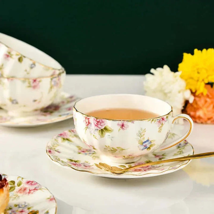 Skanto | Elegant Bone China Porcelain Coffee Cup - Luksuriøs og Unik Design