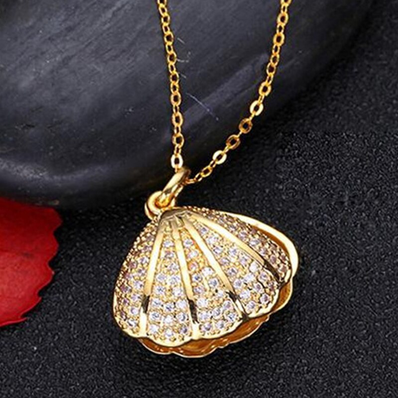 Skanto | Sea Charm Shell Pendant Necklace