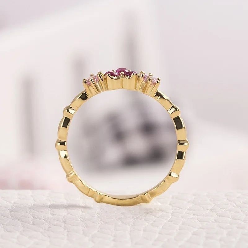 Skanto | Feminine Heart Diamond Ring