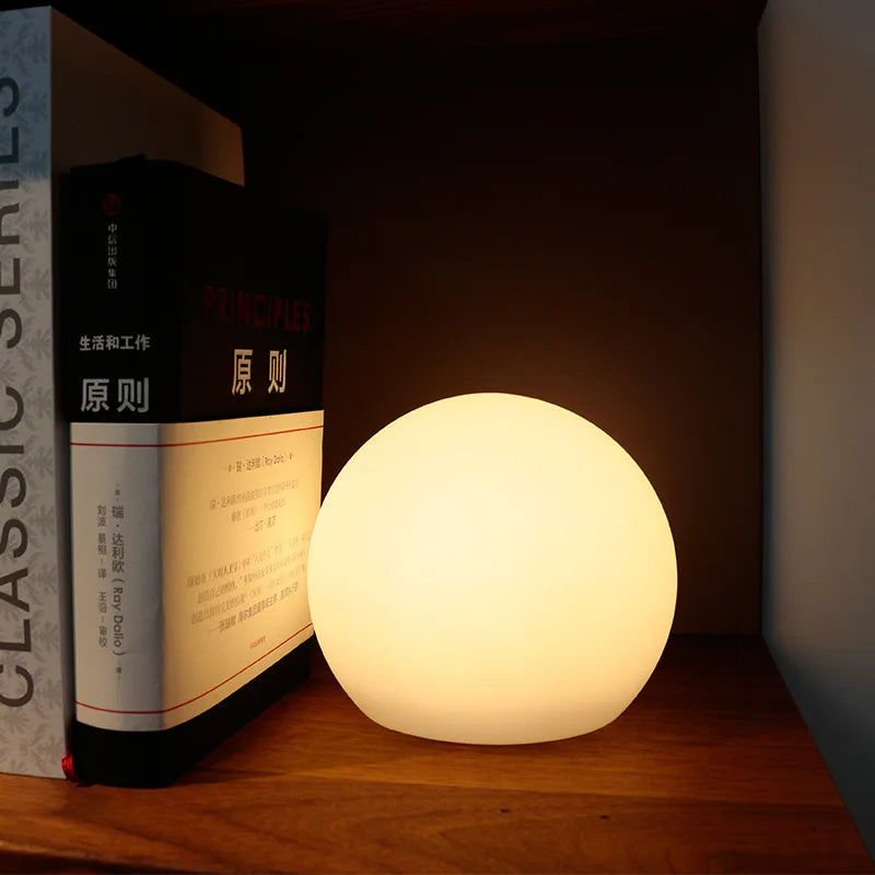 Skanto | GlowSphere – Table lamp with modern worldly charm