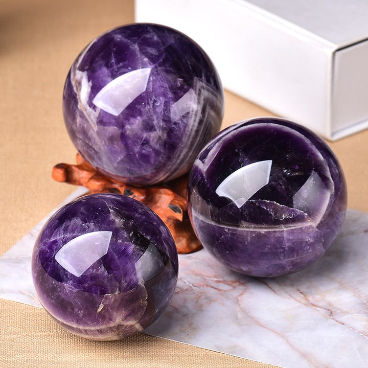 Skanto | Amethyst Globe | Dekorer hjemmet ditt med riktig energi