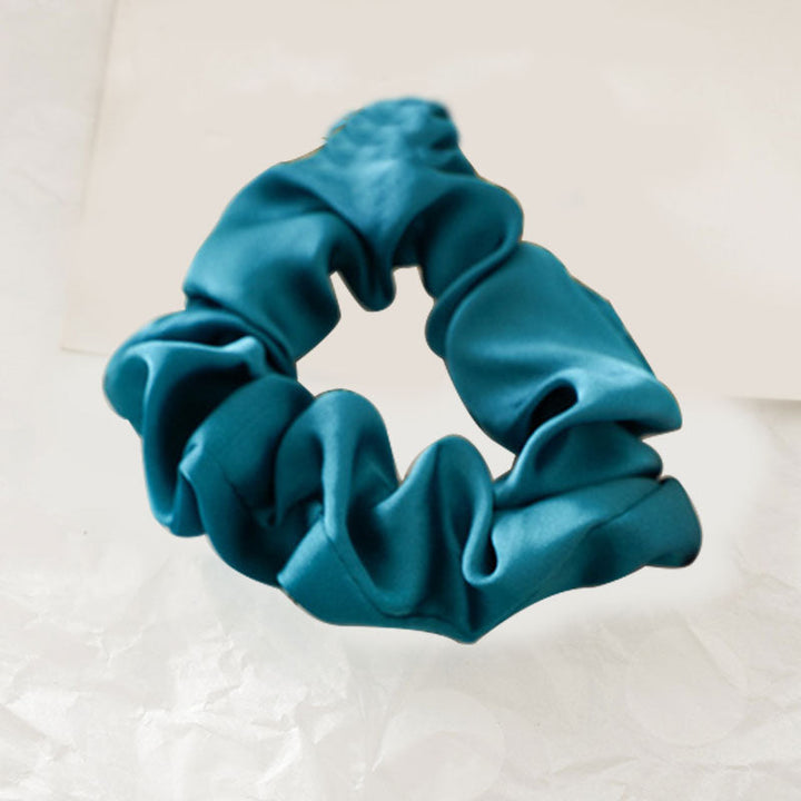 Silk Scrunchie | Skanto