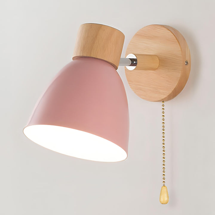 Skanto | Frendorf - Nordisk-modern hengende bryter vegglampe laget av tre