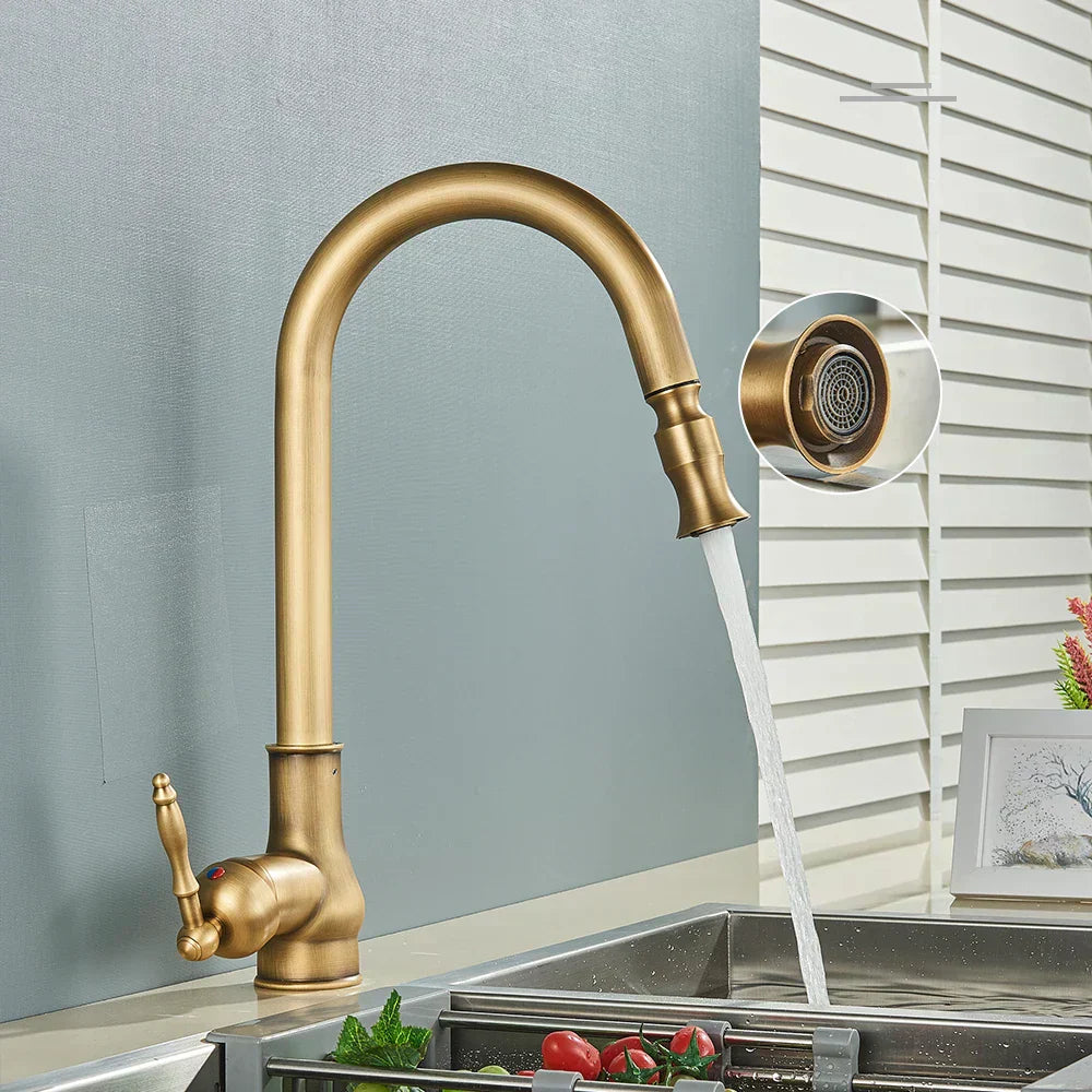 Skanto | VintageTap Antikk Messing Kjøkkenkran – Retro Stil Blandebatteri med Svingtut