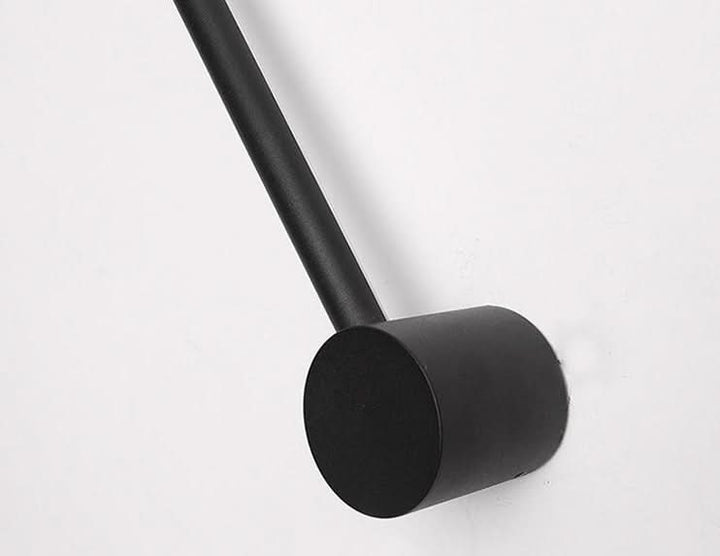 Skanto | Minimalistisk Vegglampe med Stikkontakt og LED Lys