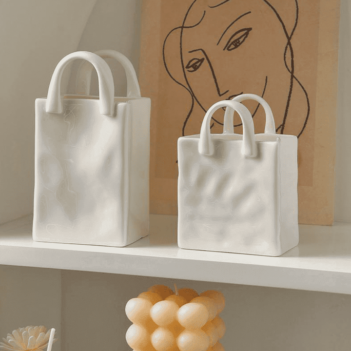 Handbag Vase | Skanto