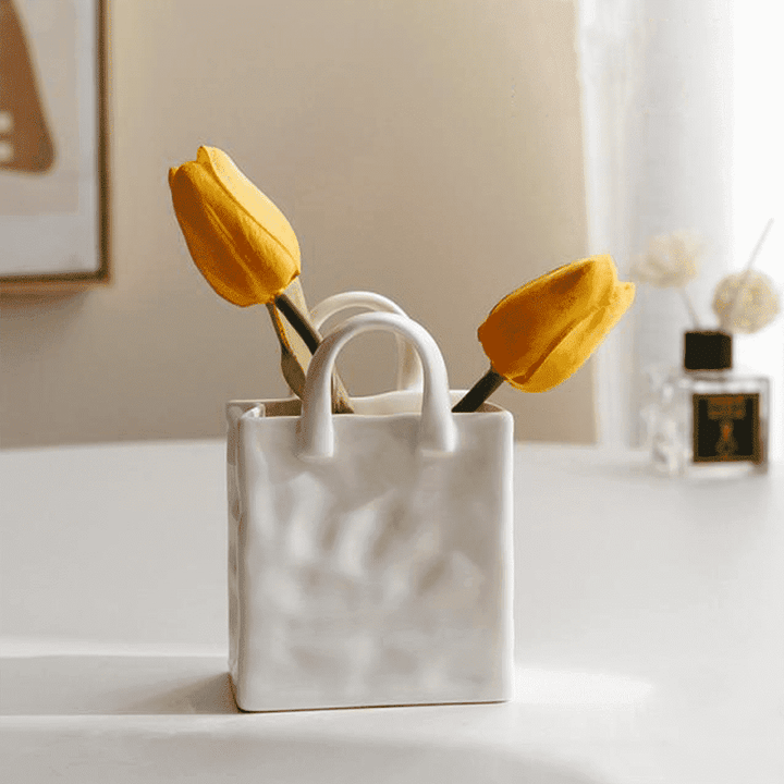 Handbag Vase | Skanto