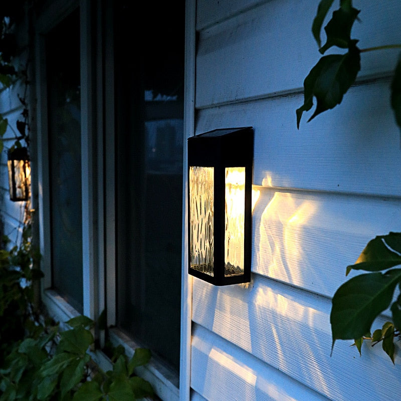 Skanto | SolarBurst – Utendørs Vegglampe med Solenergi
