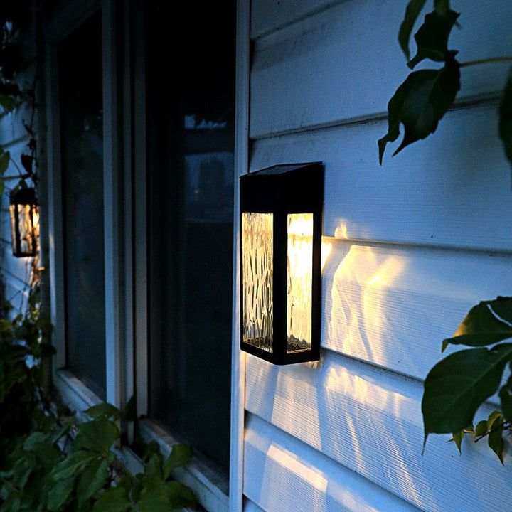 Skanto | SolarBurst – Utendørs Vegglampe med Solenergi