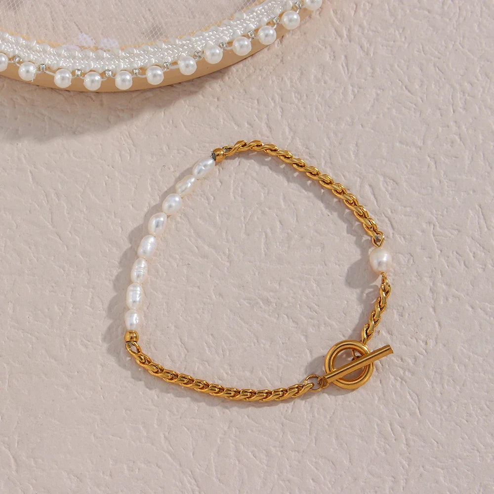 Skanto | Classic Twist Pearl Circle Lock Bracelet