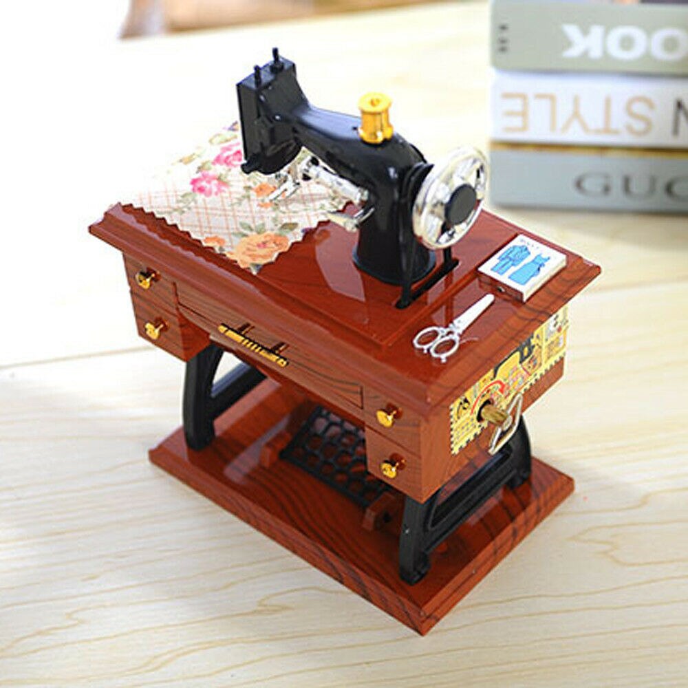Skanto | Mini Craft Retro Symaskin Dekor