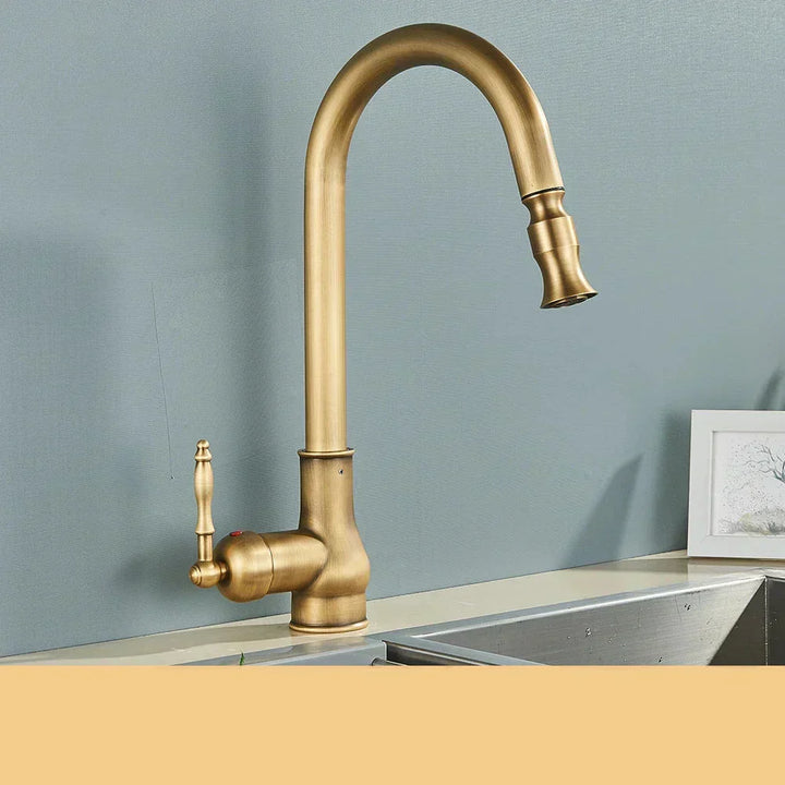 Skanto | VintageTap Antikk Messing Kjøkkenkran – Retro Stil Blandebatteri med Svingtut