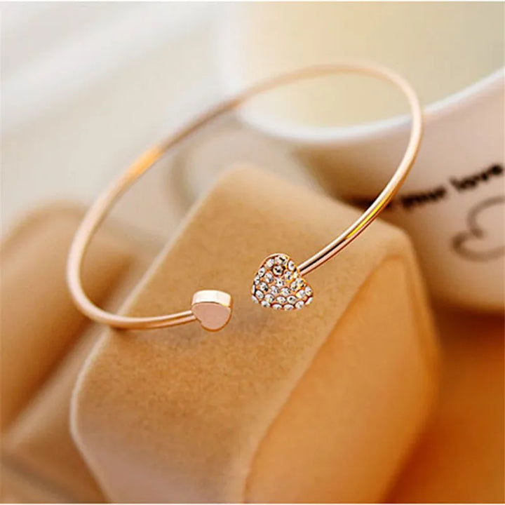 Skanto | Delikat Dobbel Hjerte Bangle Armbånd