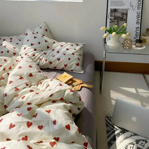Romantisk hjerte design sengetøysett for en koselig tilflukt | Skanto