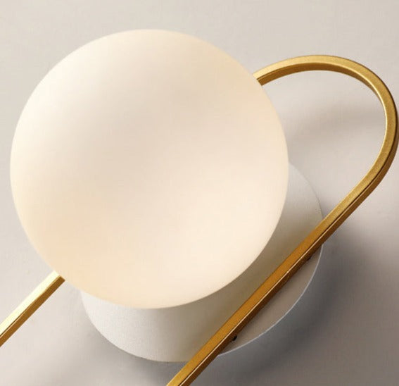 Skanto | Skandinavisk Vegglampe – Harmoni og Enkelhet