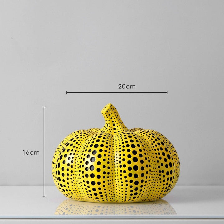 Skanto | Kusama Yayoi Stil Gresskar Skulpturer