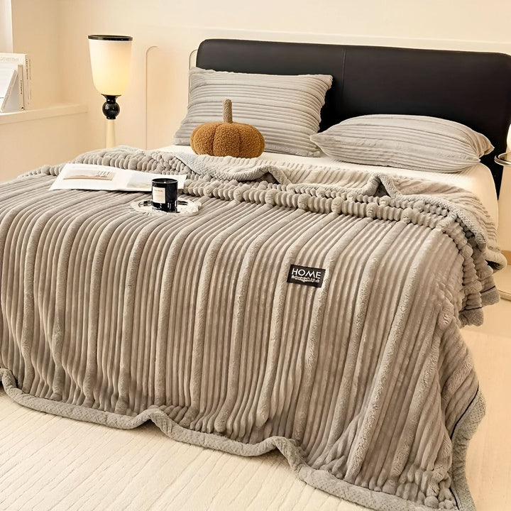 Skanto | FLUFFIQUE - Premium Puselteppe