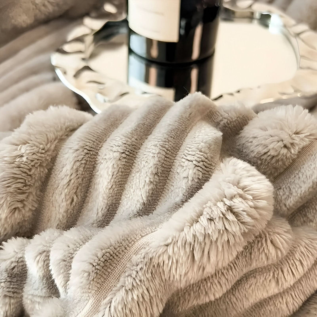 Skanto | FLUFFIQUE - Premium Puselteppe