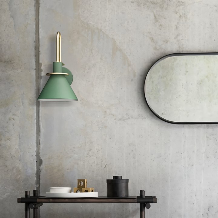 Skanto | Postmoderne LED Vegglampe med Trompetformet Design