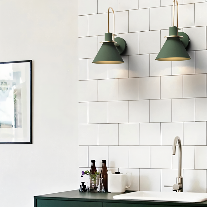 Skanto | Postmoderne LED Vegglampe med Trompetformet Design