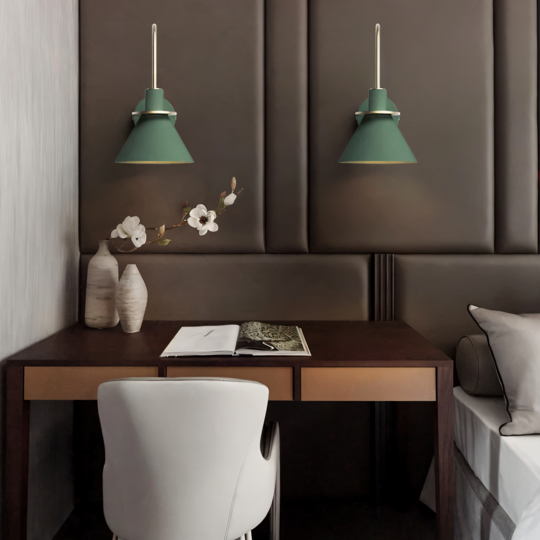 Skanto | Postmoderne LED Vegglampe med Trompetformet Design