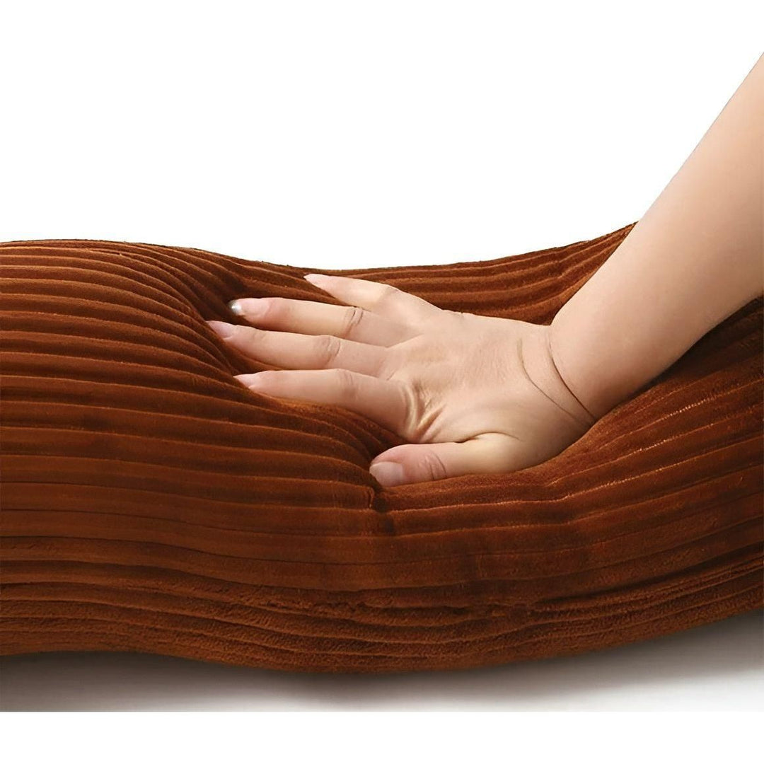 SnuggleHound Pillow – Ergonomisk Dachshund Plysjpute