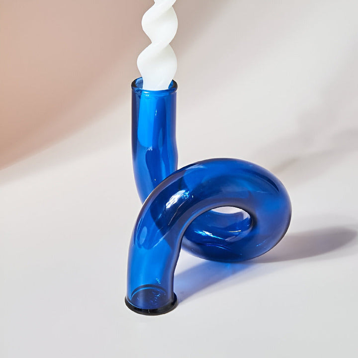 Skanto | Elegant glassvase med integrert lysestake