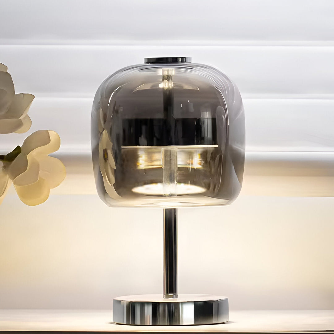 Skanto | Gleam Lampe - Stilren røykgrå glasslampe USB-drevet dimbar lys