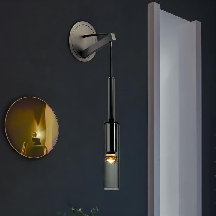 Minimalist vegglampe med røykglass – Orvane | Skanto