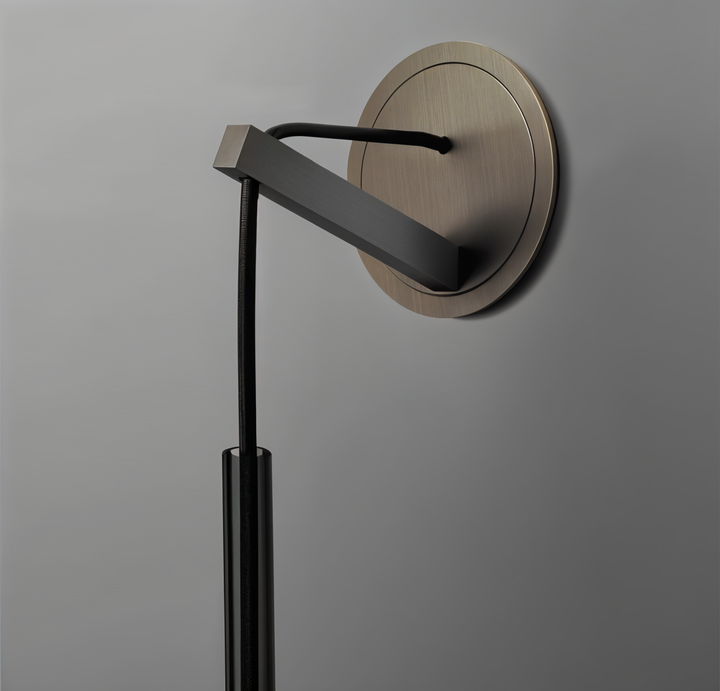 Minimalist vegglampe med røykglass – Orvane | Skanto
