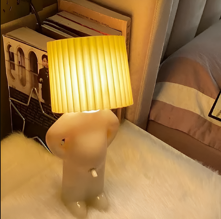 Skanto | Bordlampe - Kreativ liten Shy Boy LED lampe