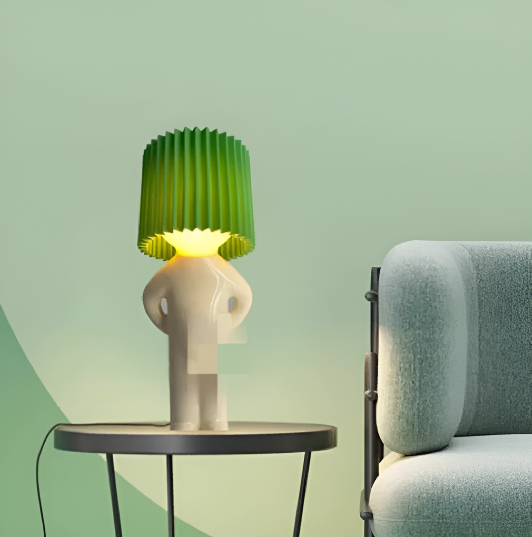 Skanto | Bordlampe - Kreativ liten Shy Boy LED lampe