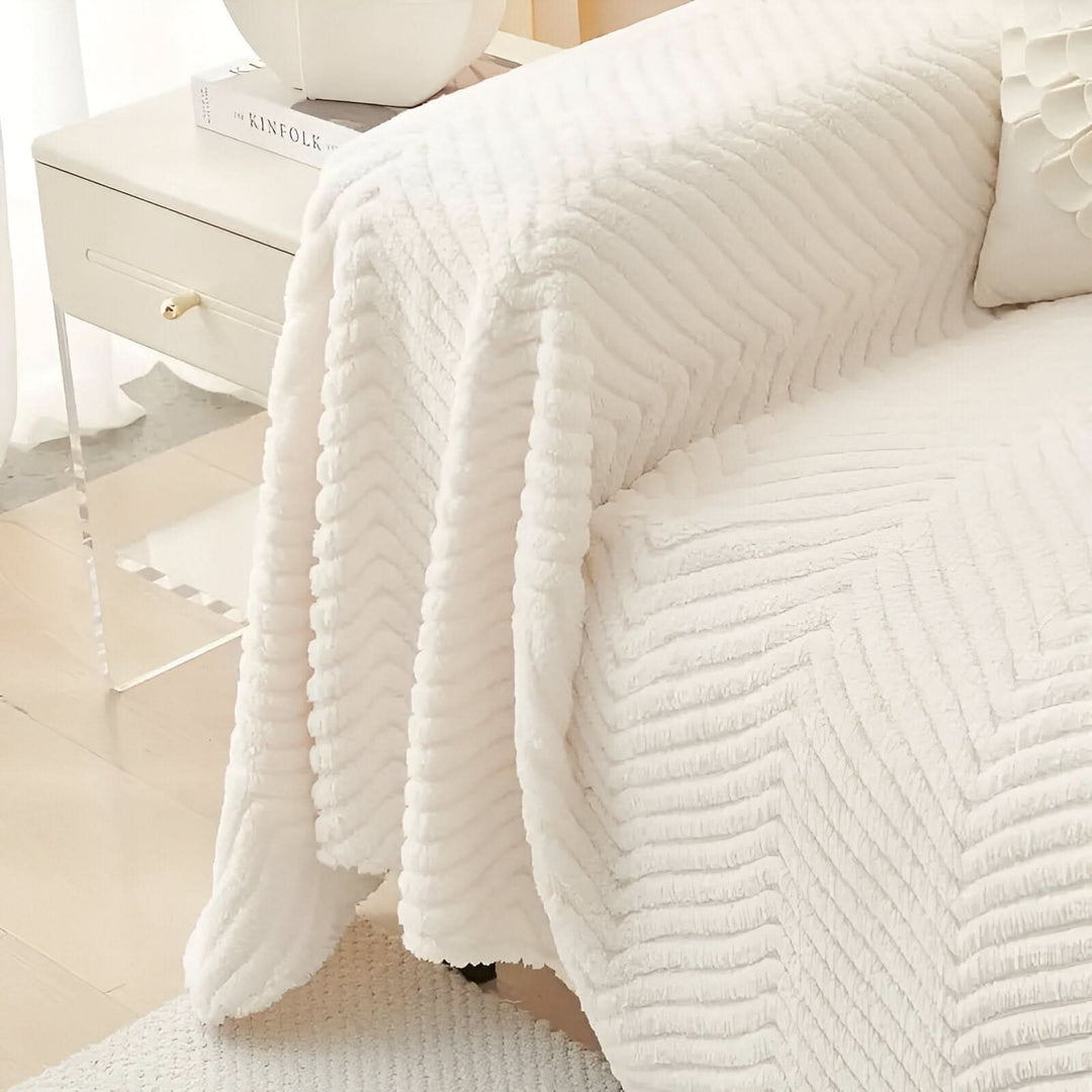 Skanto | LuxuraWrap Sofa Cover – Non‑Slip Pet‑Friendly Couch Protector