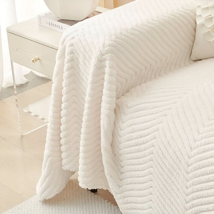 Skanto | LuxuraWrap Sofa Cover – Non‑Slip Pet‑Friendly Couch Protector