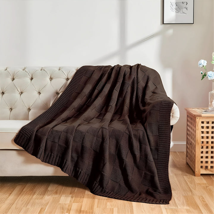 Skanto | MONOSTRIPE – Minimalistisk strikket teppe