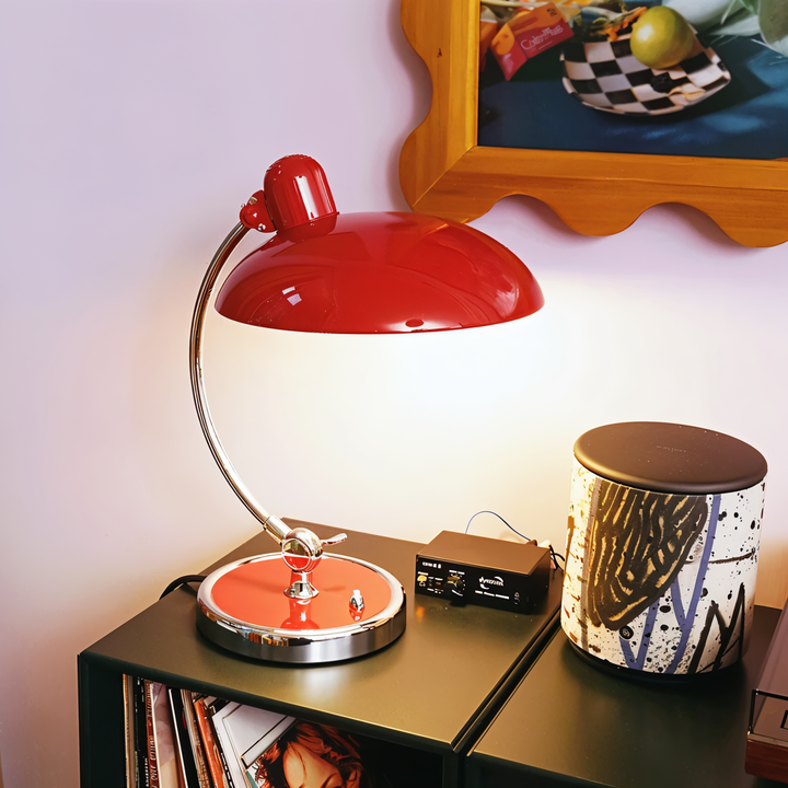 Skanto | Justerbar vintage skrivebordslampe laget av jern – Virella